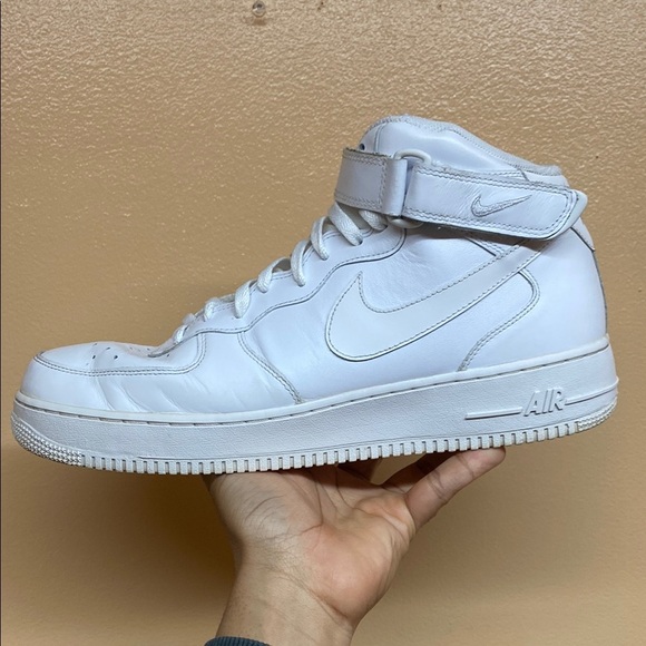 Nike Air Force 1 Mid ‘07 “White” - Picture 13 of 16